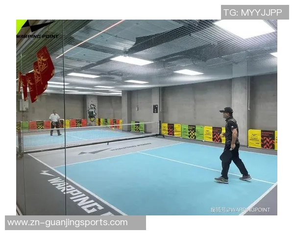 匹克足球鞋助力球场表现提升让每一次奔跑都充满激情与自信